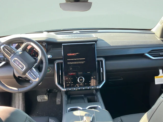 New 2026 Glacier White Tricoat GMC Elevation image 2