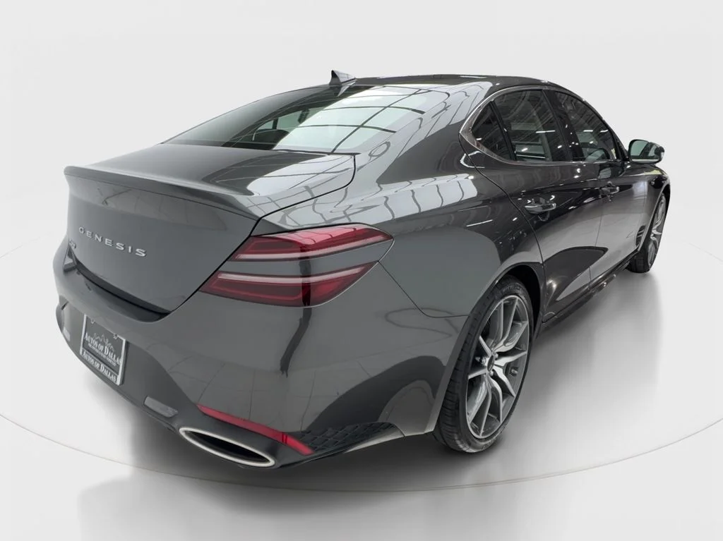 Used 2025 Gray Genesis 2.5T image 7