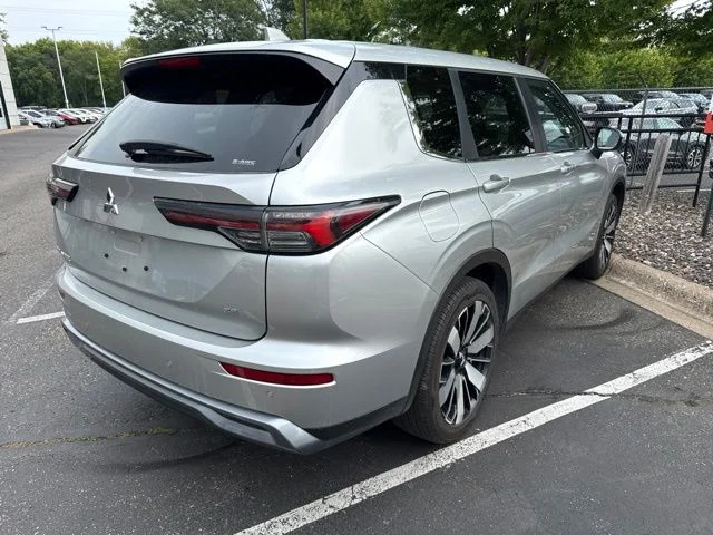 Certified 2025 Mitsubishi Outlander SE with VIN JA4J4VA81SZ060307 for sale in White Bear Lake, Minnesota
