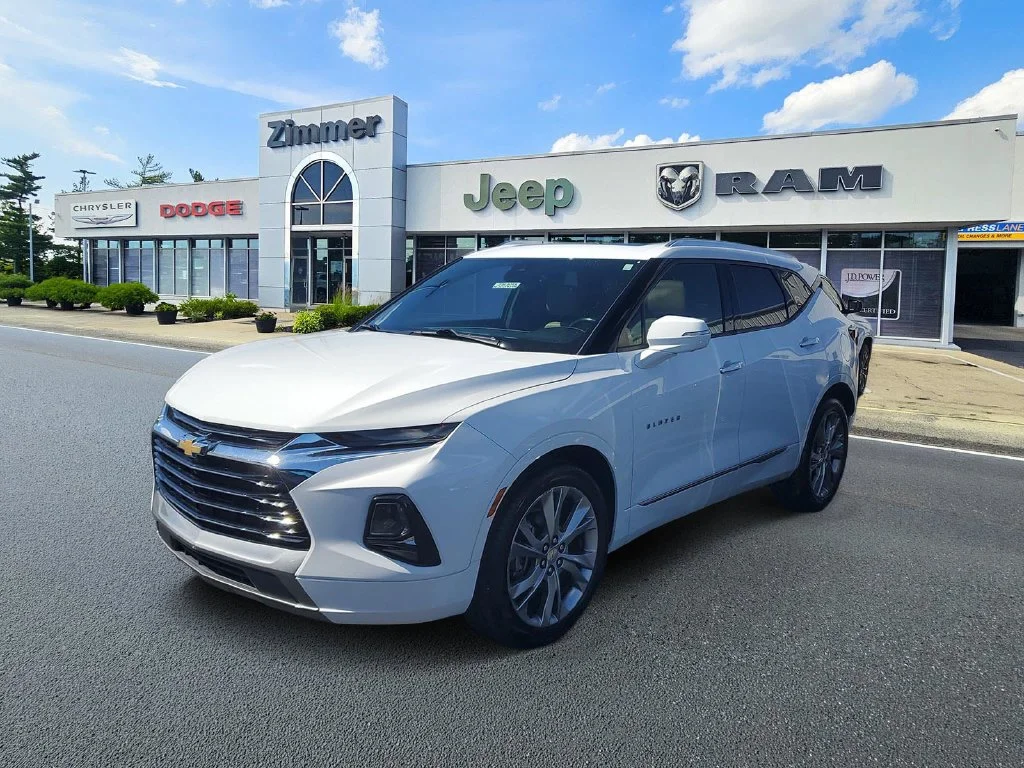 Certified Used 2019 White Chevrolet Premier image 2