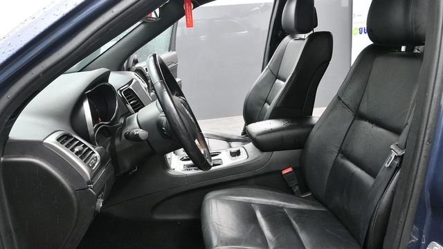 Used 2021 Blue Jeep Limited image 25