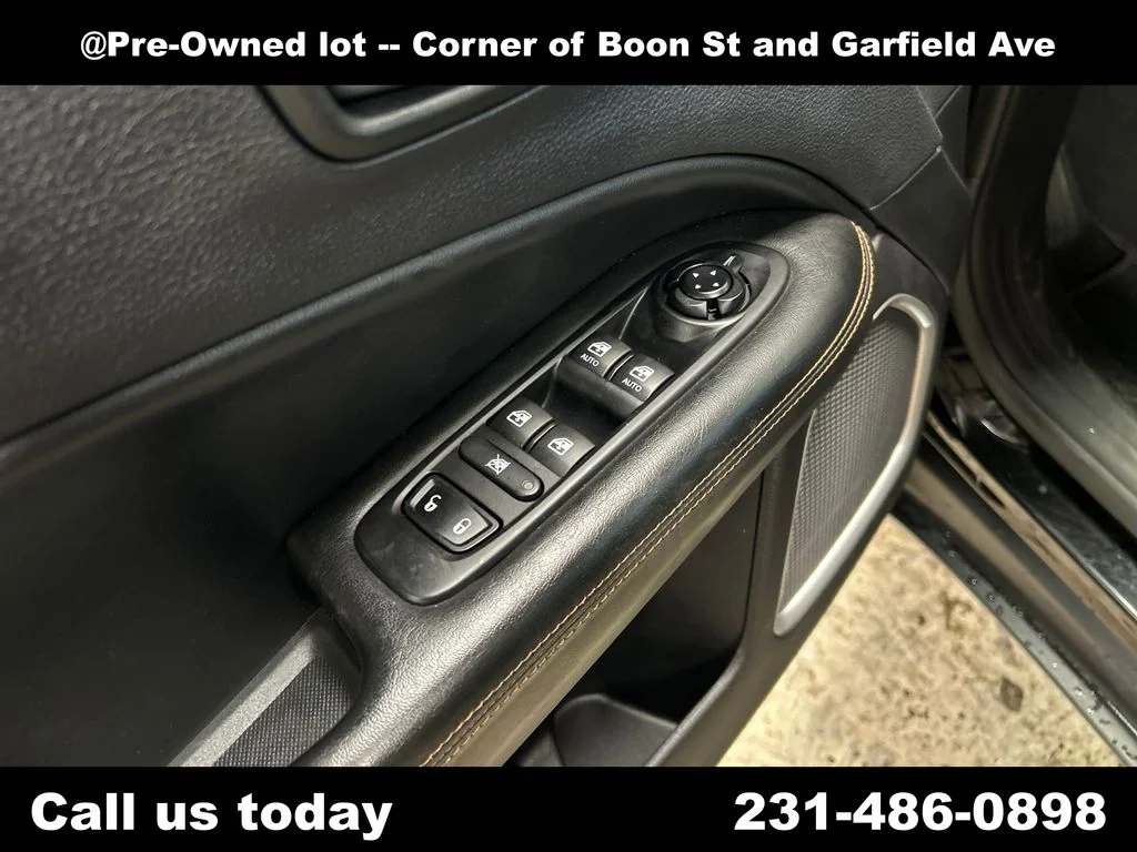 Used 2019 Black Jeep Limited image 16