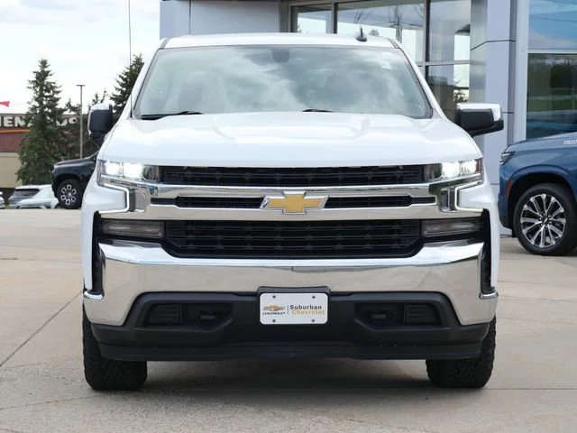 Used 2021 Chevrolet Silverado 1500 LT with VIN 1GCUYDEDXMZ203511 for sale in Eden Prairie, Minnesota