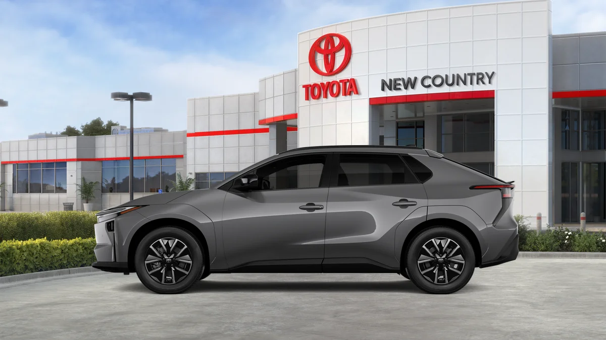 New 2026 Heavy Metal Toyota XLE image 4