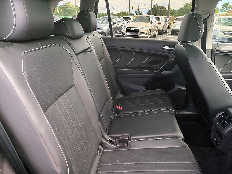 Used 2023 Platinum Gray Metallic Volkswagen SE image 31