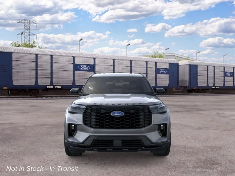 New 2026 Carbonized Gray Metallic Ford ST-Line image 6