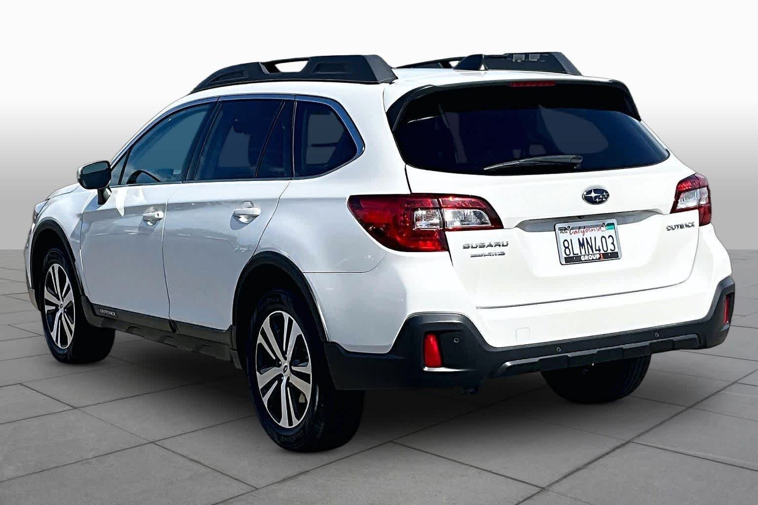 Used 2019 Crystal White Pearl Subaru Limited image 11