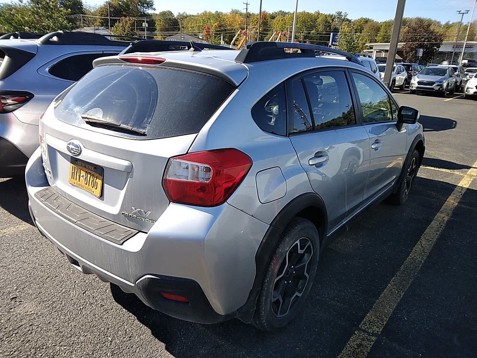 Used 2015 Ice Silver Metallic Subaru Premium image 3