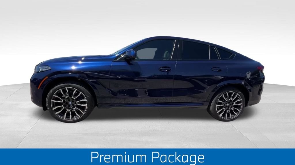 Used 2026 Blue BMW xDrive40i image 9