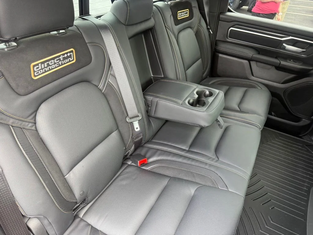 New 2026 Granite Crystal Metallic Clear-Coat Exterior Paint RAM Big Horn/Lone Star image 54