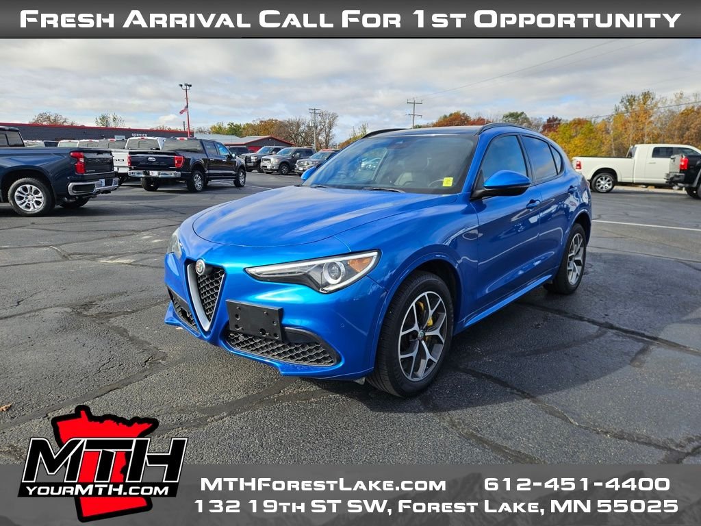 2020 Alfa Romeo Stelvio Ti Sport photo 4