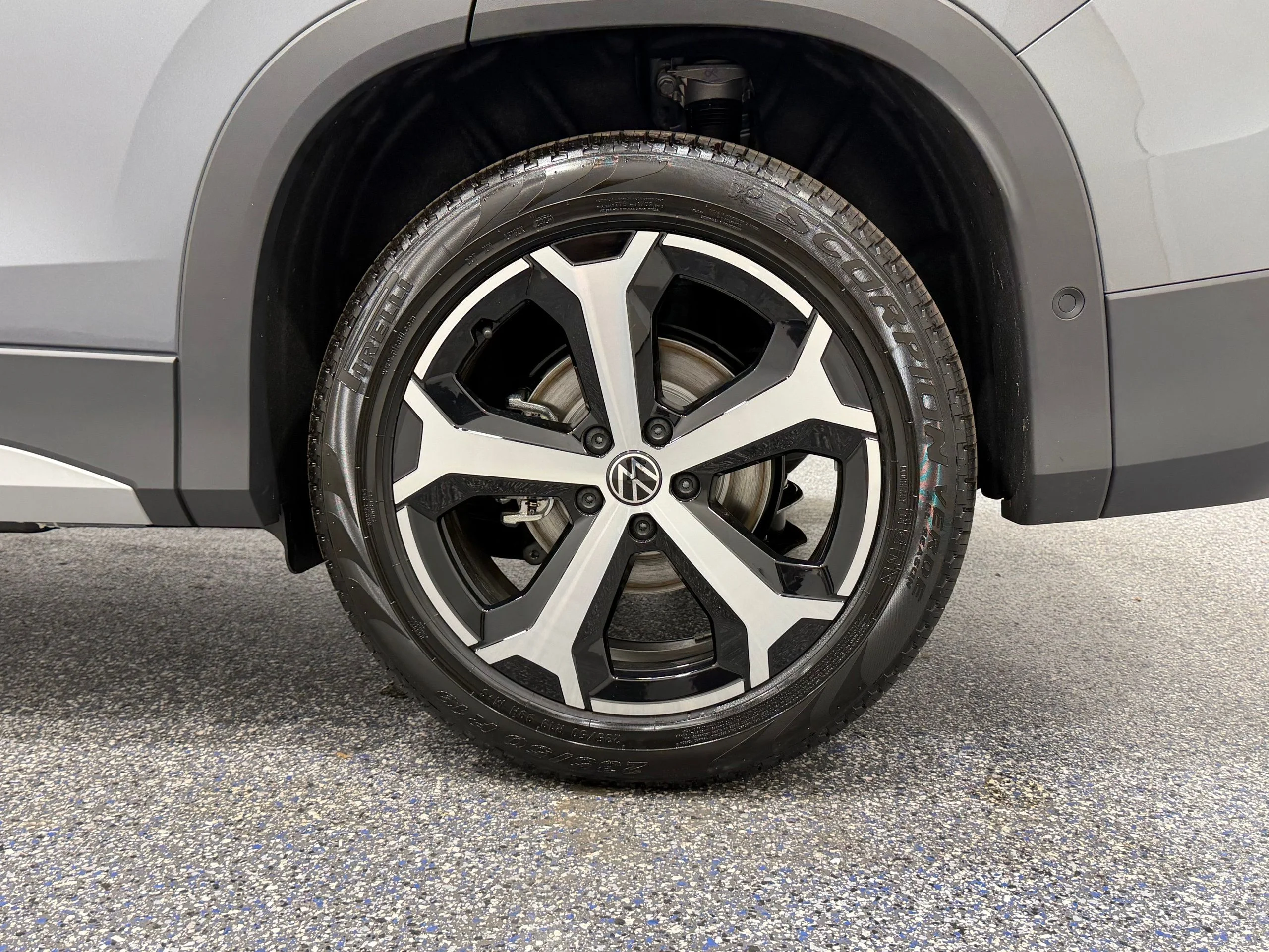 New 2026 Gray Volkswagen 2.0T SE image 12