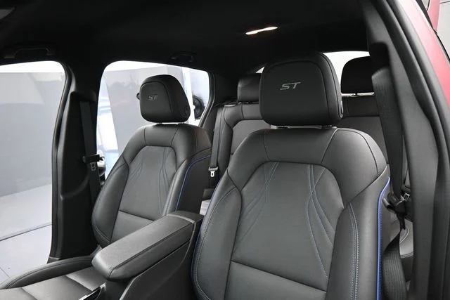 2025 Buick Envista Sport Touring - Photo 29