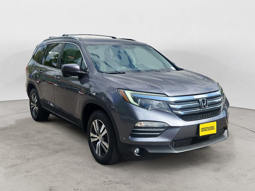 Used 2018  Honda EX image 3