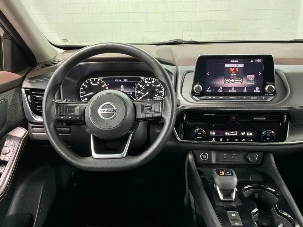 Used 2021 Gun Metallic Nissan SV image 8