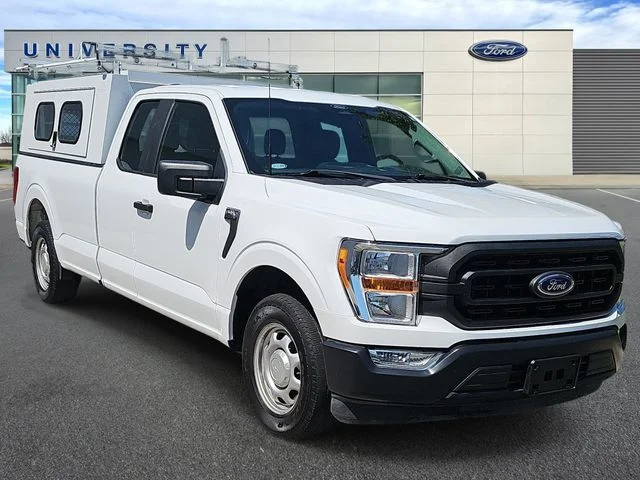 Used 2022 White Ford XL image 1