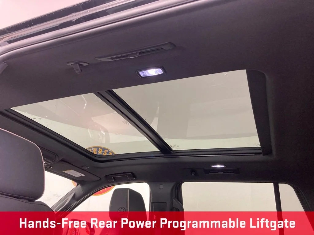 Used 2023 Black Chevrolet Premier image 19