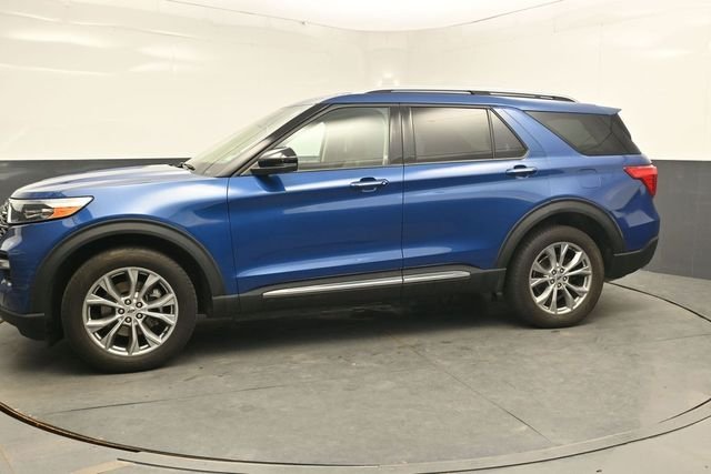 Used 2021 Blue Ford Limited image 3