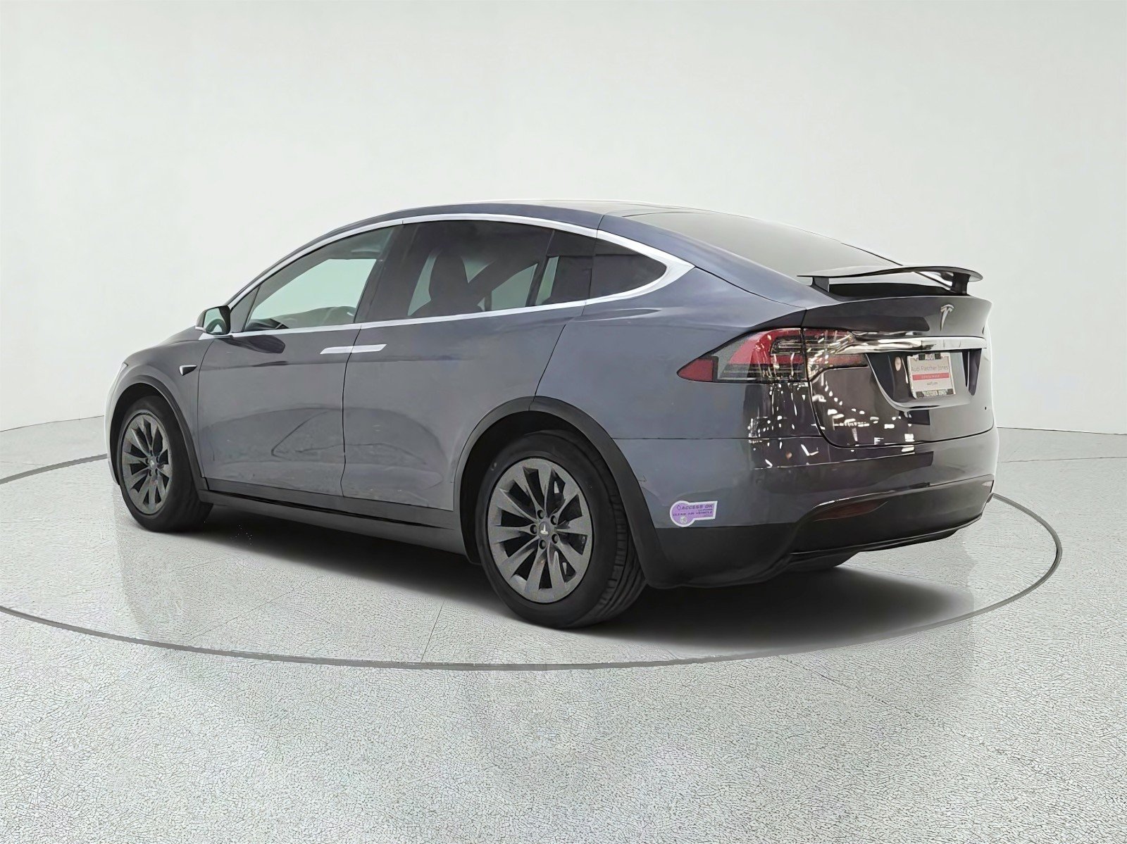Used 2017 Midnight Silver Metallic Tesla 90D image 7