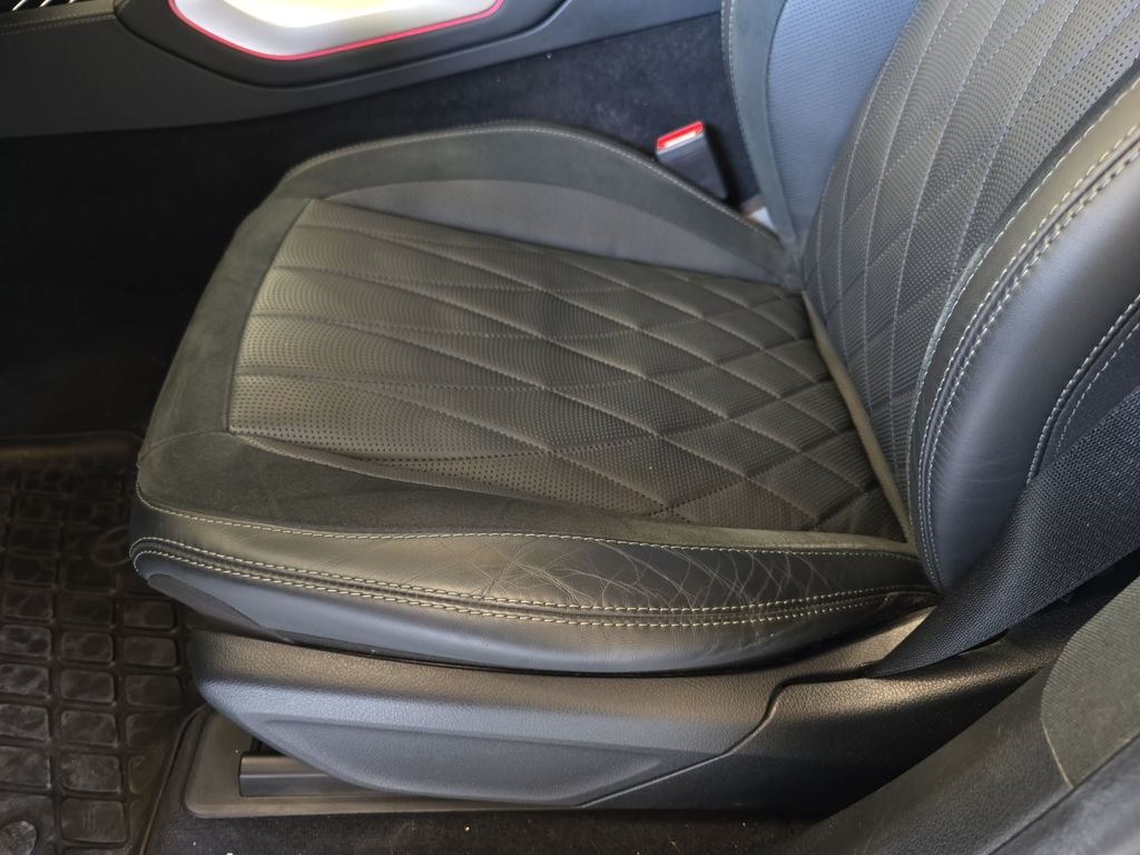 Used 2024 Black Mercedes-Benz GLE 53 AMG® image 32
