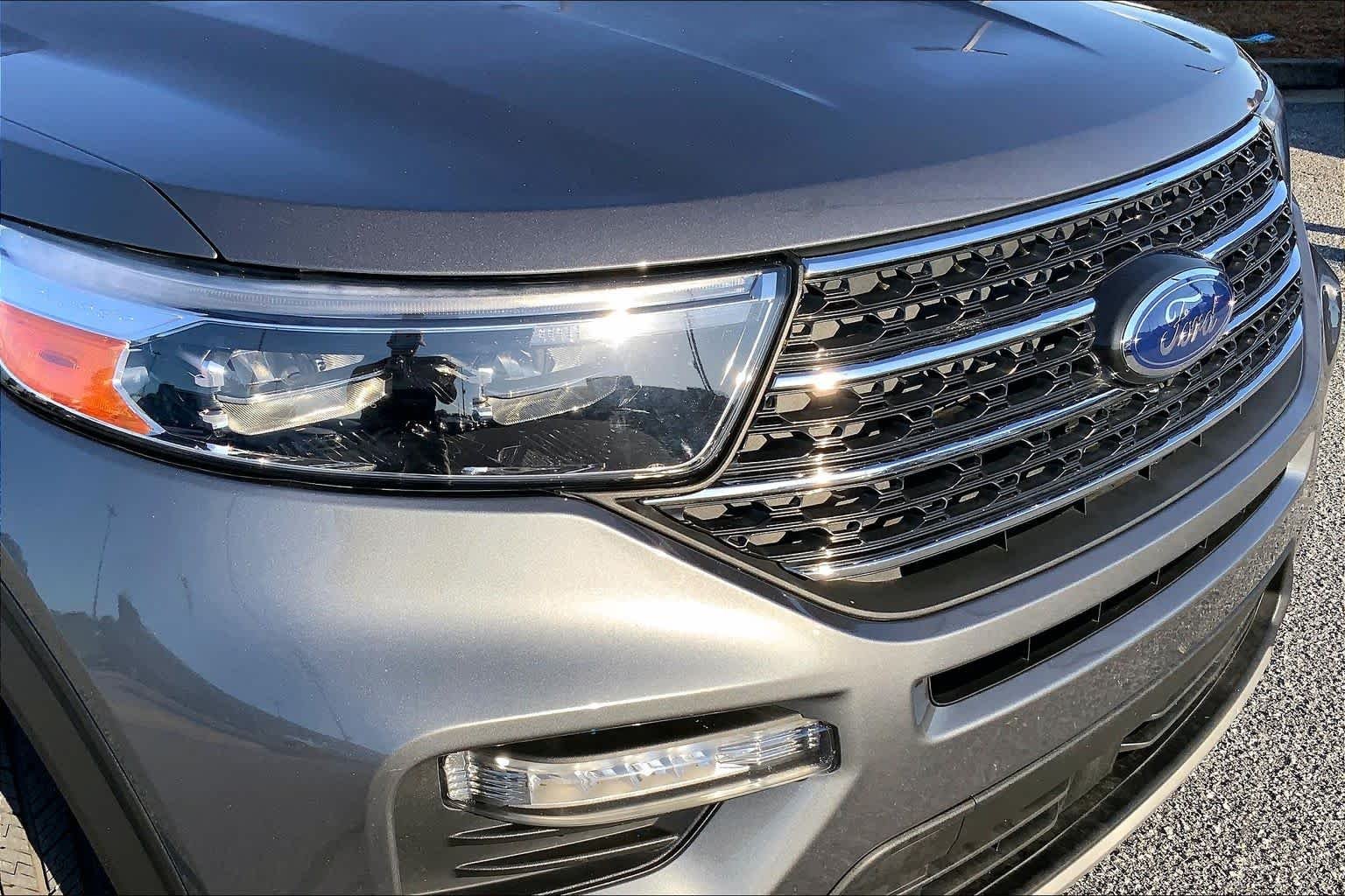 Used 2022 Carbonized Gray Metallic Ford XLT image 29