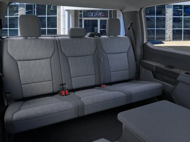 New 2025 Oxford White Ford XL image 11