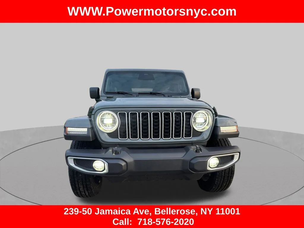 Used 2025 Gray Jeep Sahara 4xe image 7