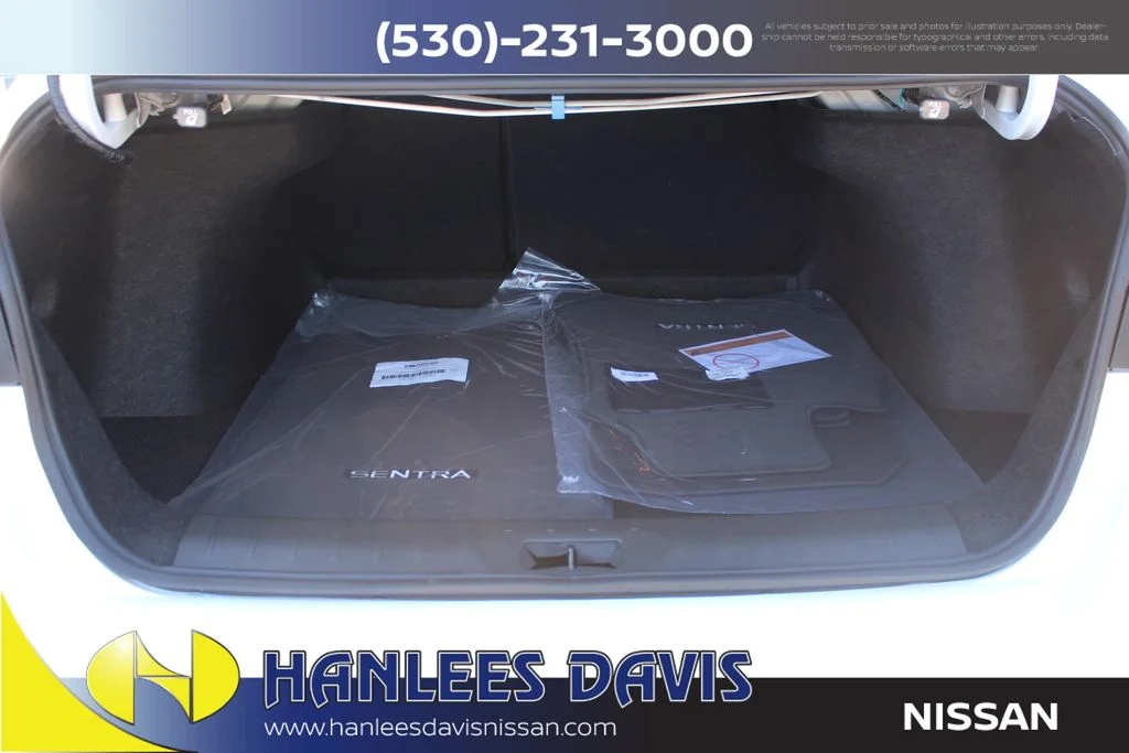 New 2026 Aspen White TriCoat Nissan SR image 10