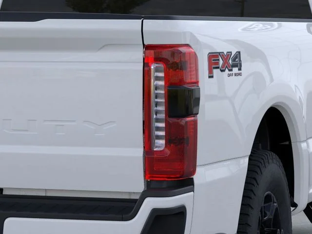 New 2026 Oxford White Ford XL image 21
