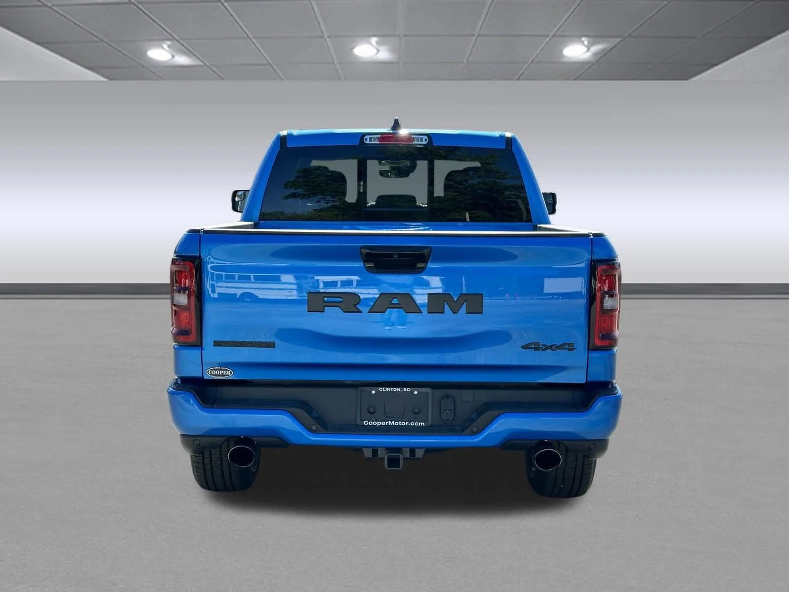 New 2026 Hydro Blue Pearl-Coat Exterior Paint RAM Big Horn image 4