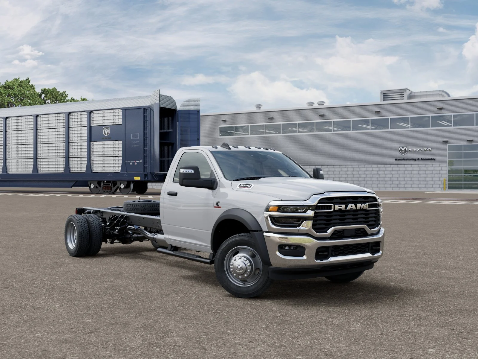 New 2026 Bright White Clear-Coat Exterior Paint RAM TRADESMAN image 3