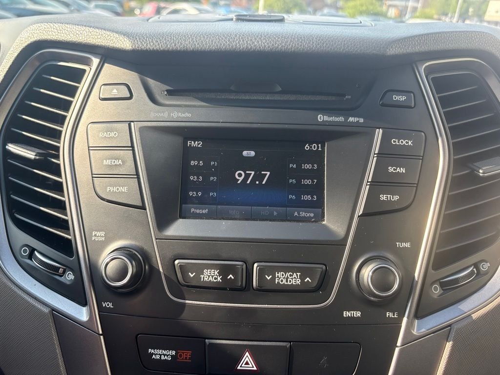 Used 2016 Iron Frost Hyundai SE image 19