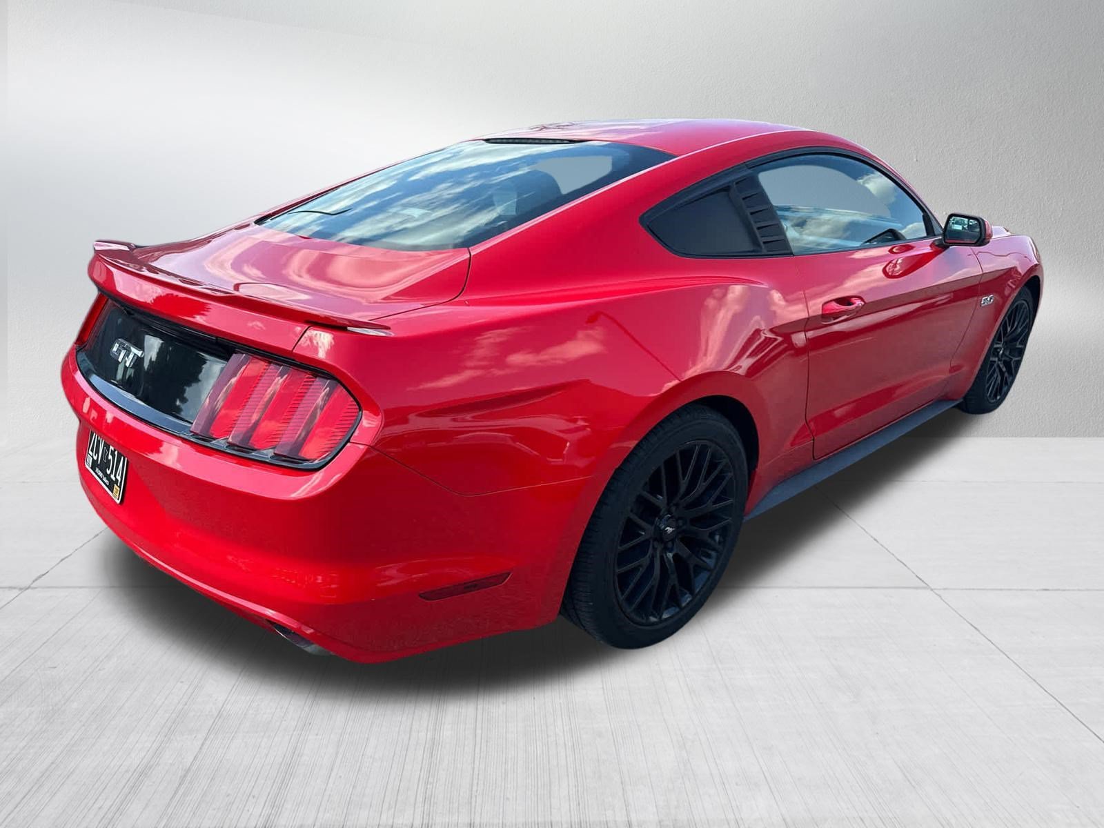 Used 2015 Race Red Ford GT image 5