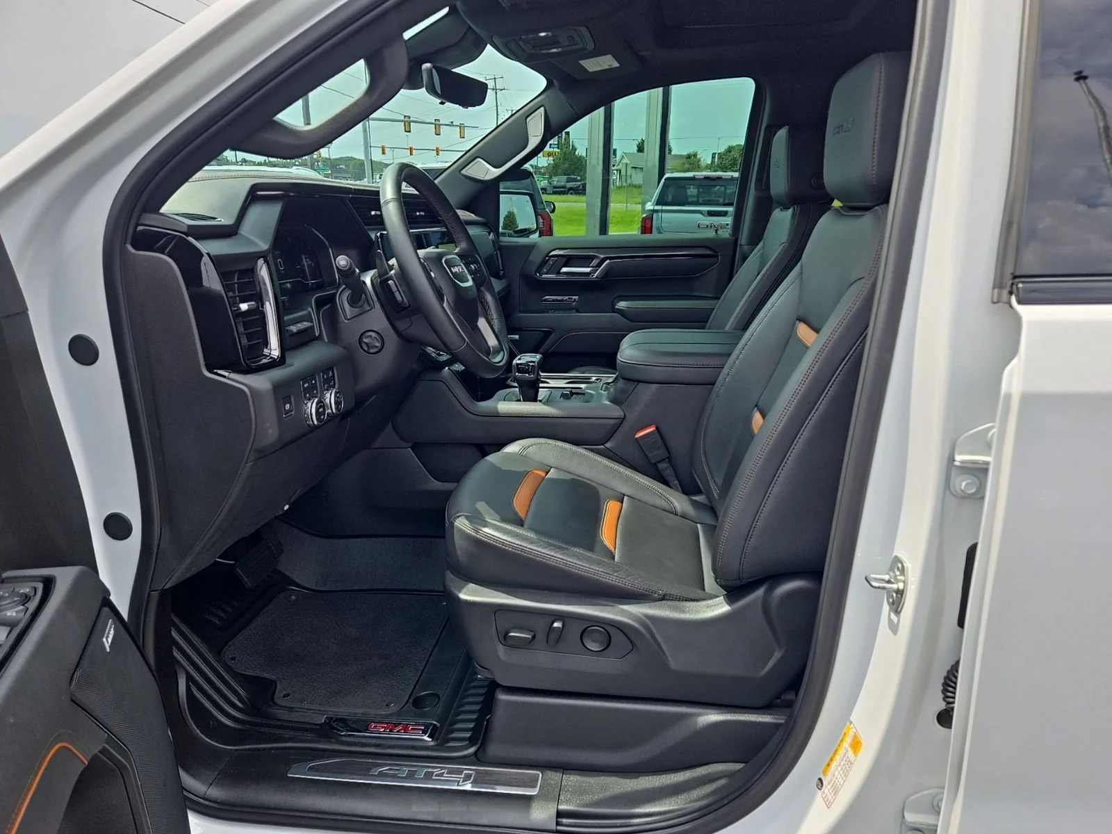 Certified Used 2025 White GMC AT4 image 10