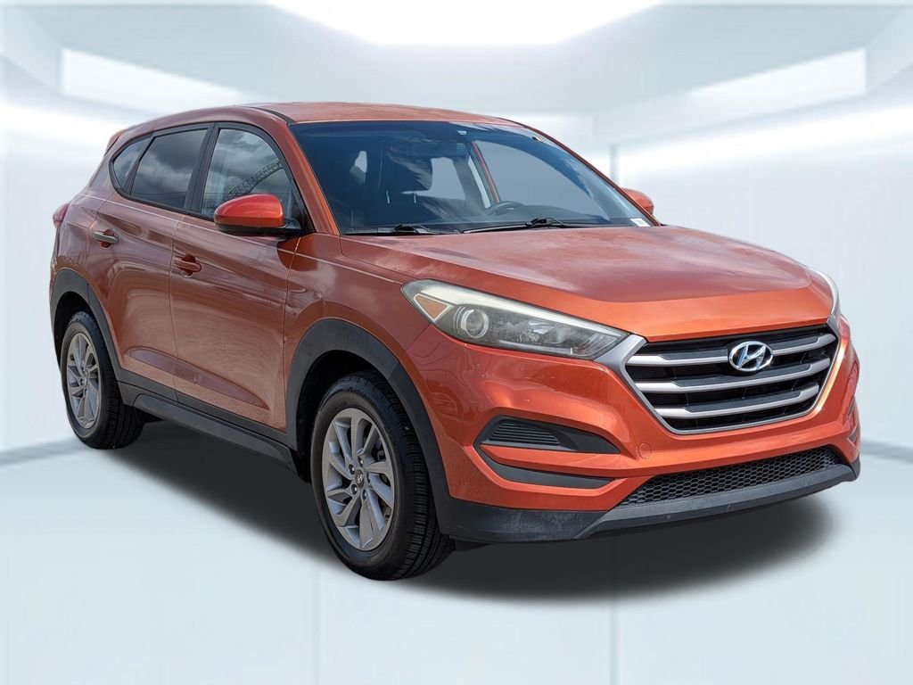 Used 2016 Orange Hyundai SE image 9