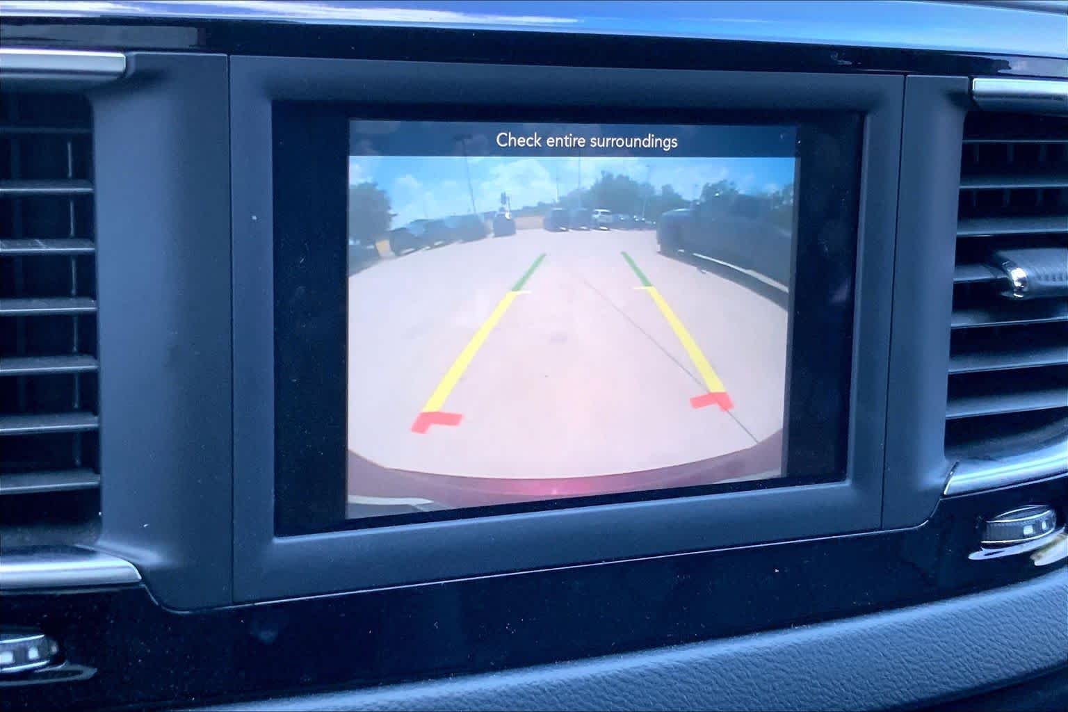 Used 2020 Velvet Red Pearlcoat Chrysler Touring L image 29