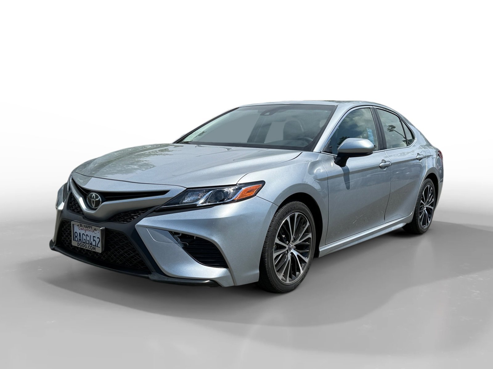 Used 2018 Celestial Silver Metallic Toyota SE image 1