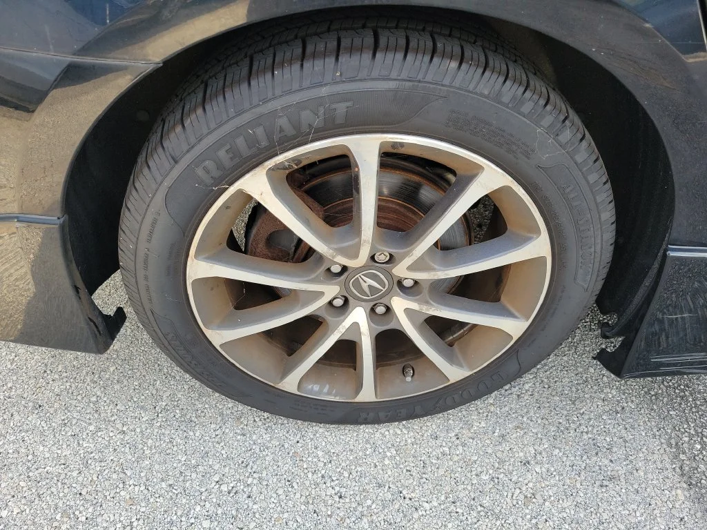 Used 2016 Black Acura V6 image 9
