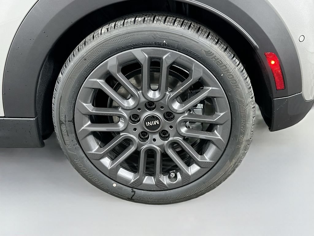 2026 MINI Hardtop 2 Door S - Photo 22