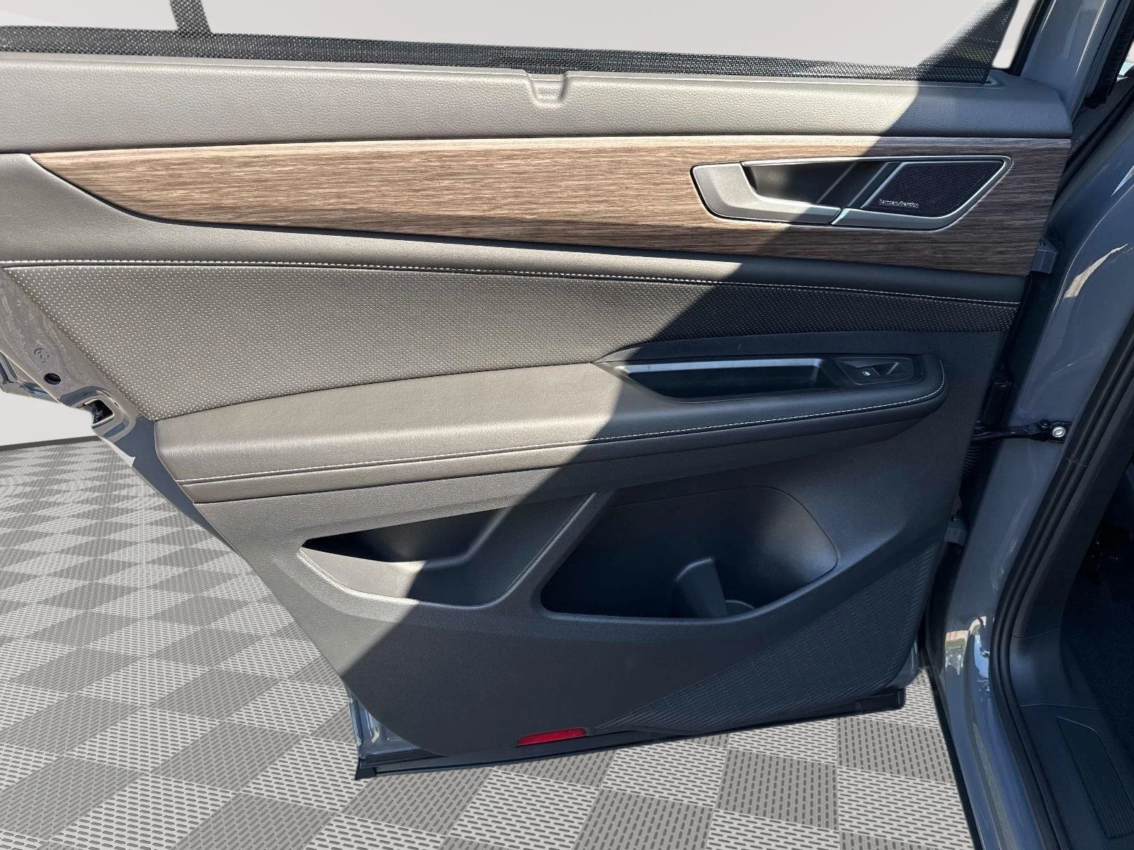 2026 Volkswagen Atlas SEL Premium R-Line - Photo 11