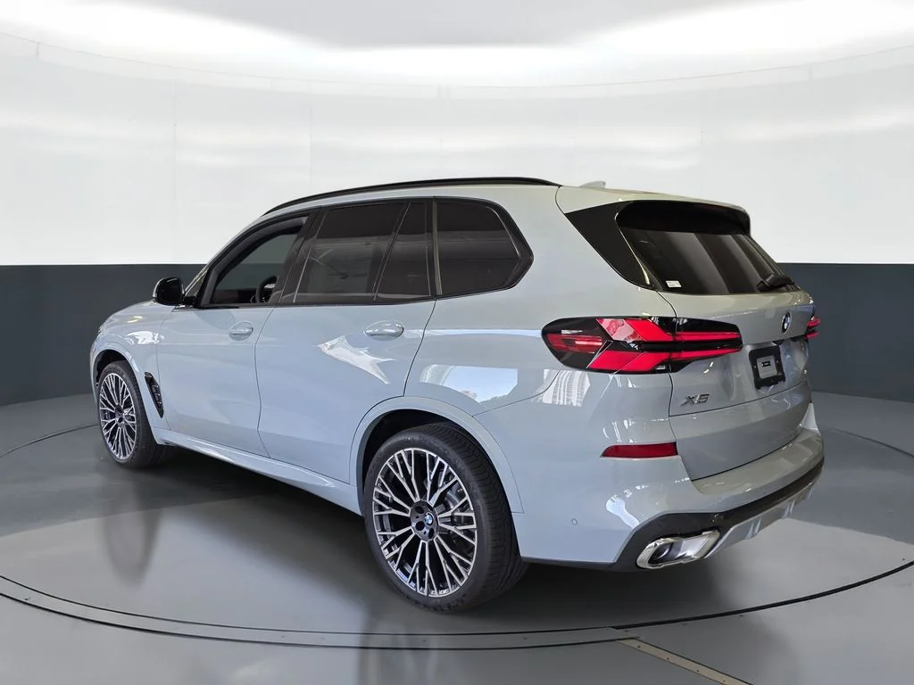New 2026 Gray BMW sDrive40i image 4