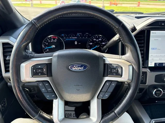 Used 2022 White Metallic Ford Lariat image 18
