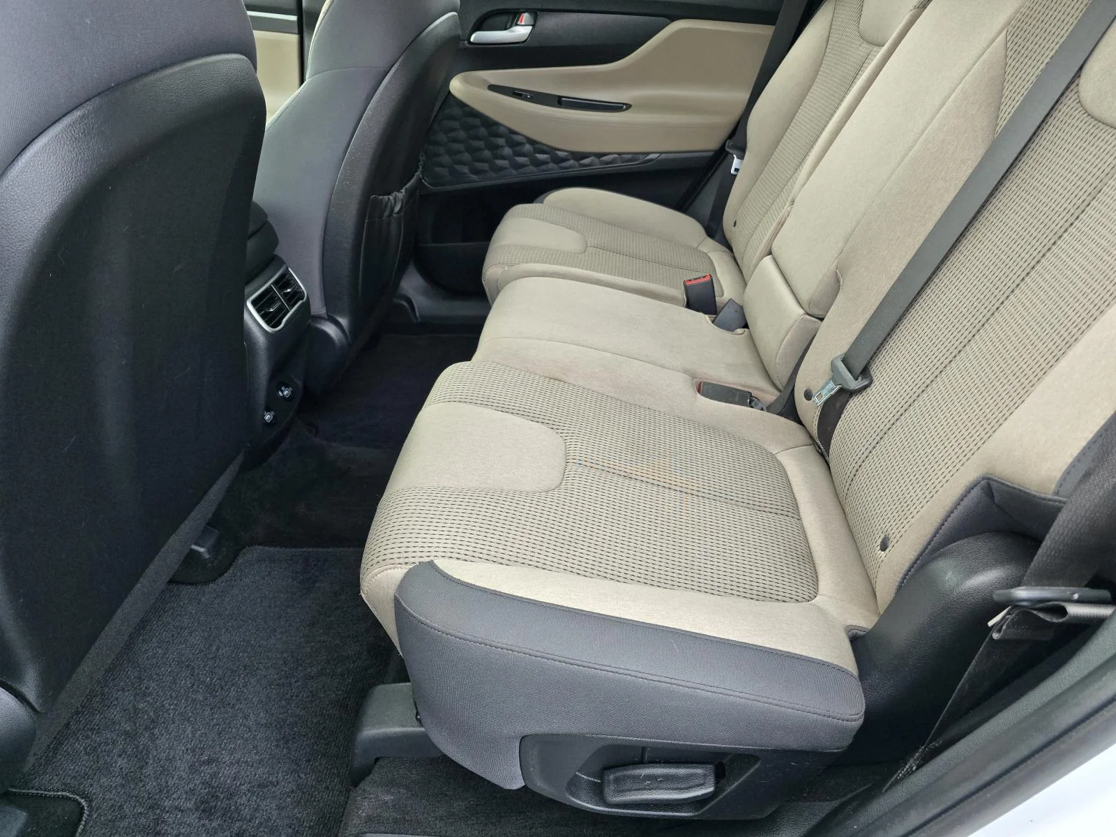 Used 2023 Serenity White Pearl Hyundai SE image 10