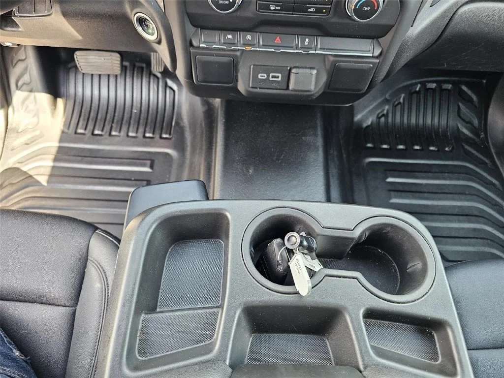 Used 2024 Summit White Chevrolet WT image 23