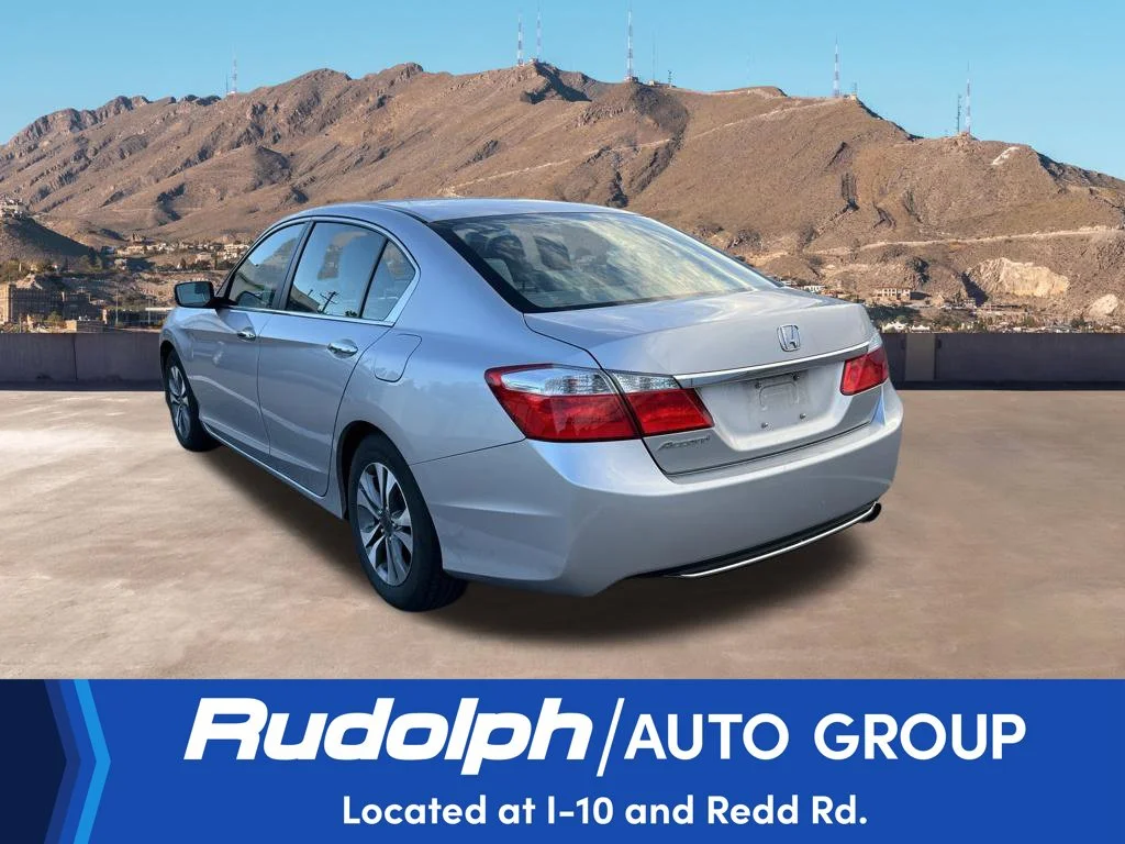 Used 2013  Honda LX image 3