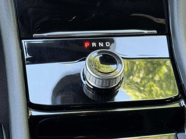 Used 2023 Black Jeep Altitude image 21