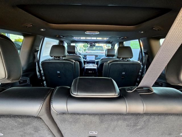 New 2026 Bright White Clearcoat Jeep  image 31