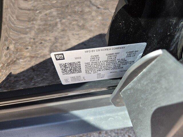 Used 2024 Mosaic Black Metallic Chevrolet LT image 31