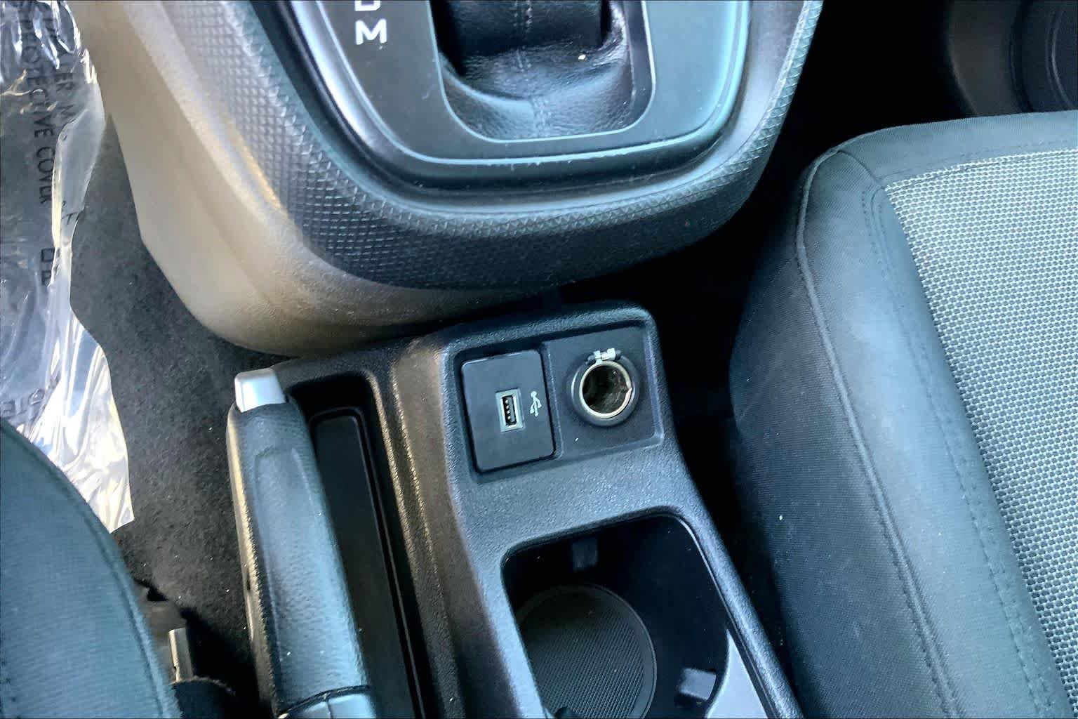Certified Used 2019 Dark Blue Ford XL image 35