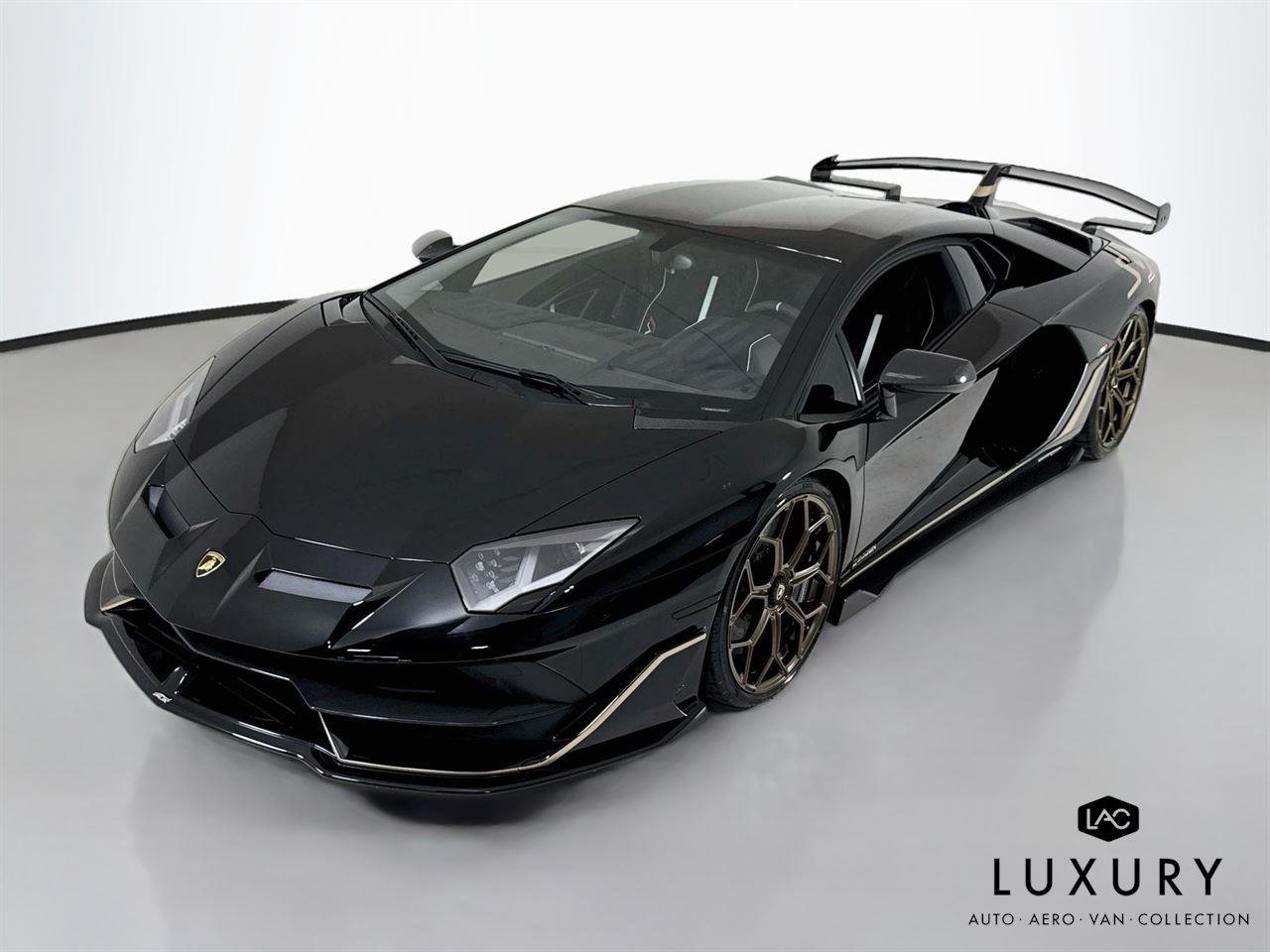 Used 2020 Nero Aldebaran Lamborghini SVJ | Boden Exhaust | Ext Carbon Pkg image 4
